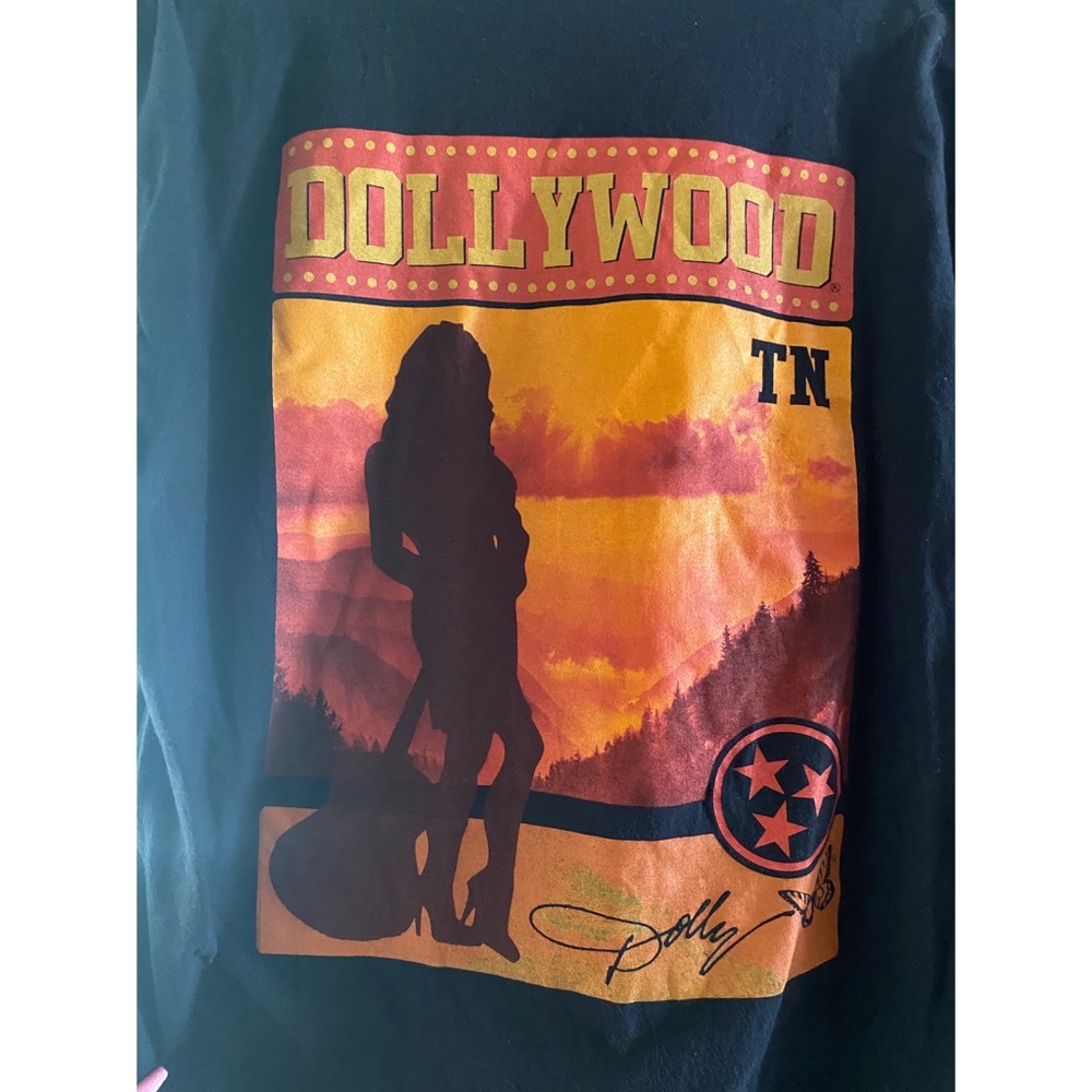 Dollywood - Dolly Parton tshirt
